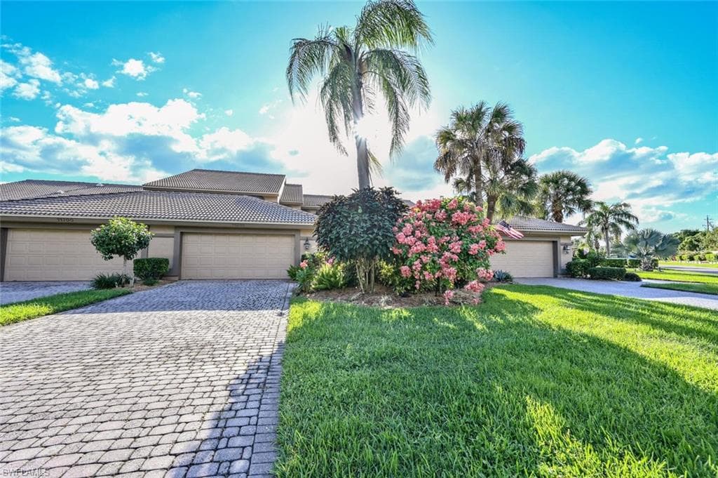 11698 Quail Village WAY 126-3 NAPLES, FL 34119