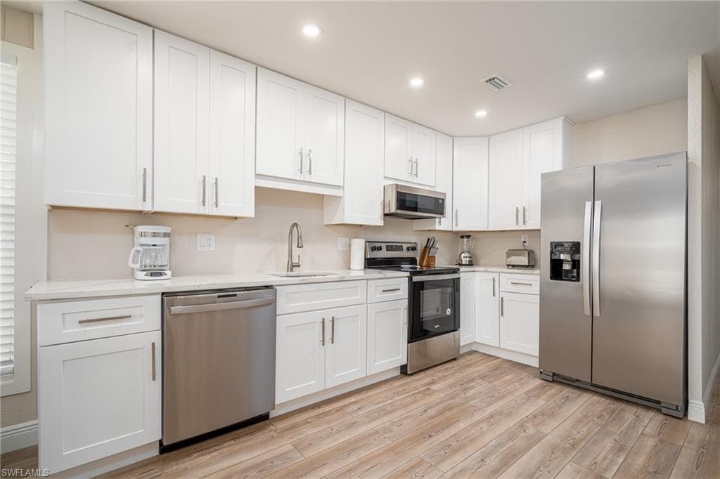 5619 Lewis ST FORT MYERS BEACH, FL 33931