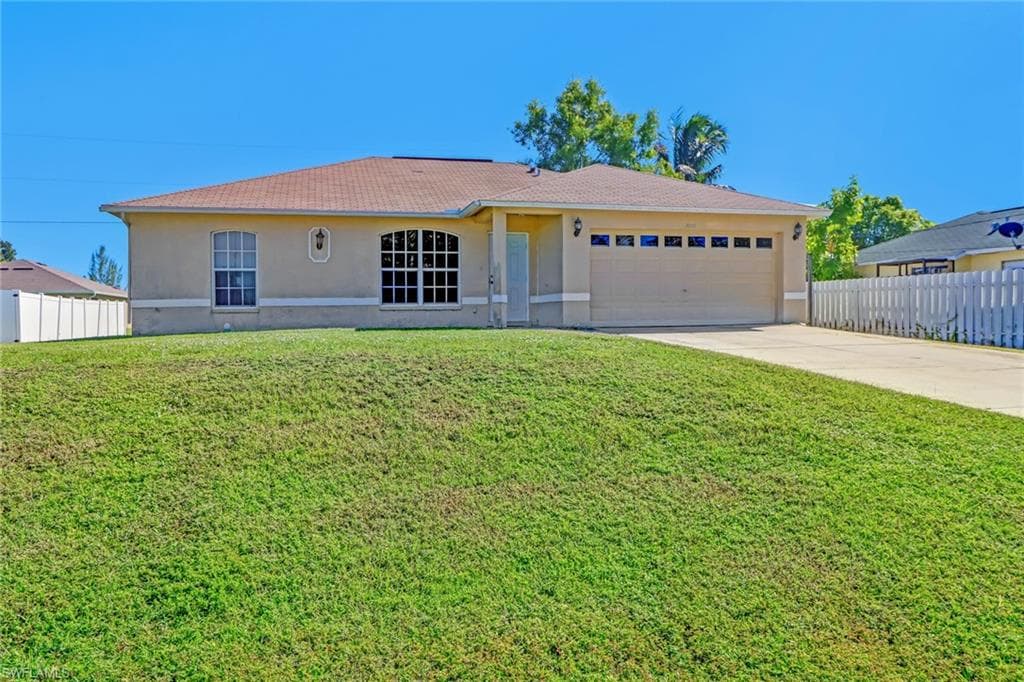 3015 SW 14th CT CAPE CORAL, FL 33914
