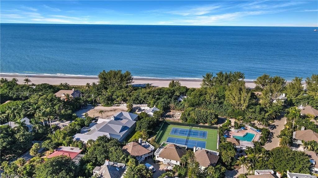 30 Urchin CT CAPTIVA, FL 33924