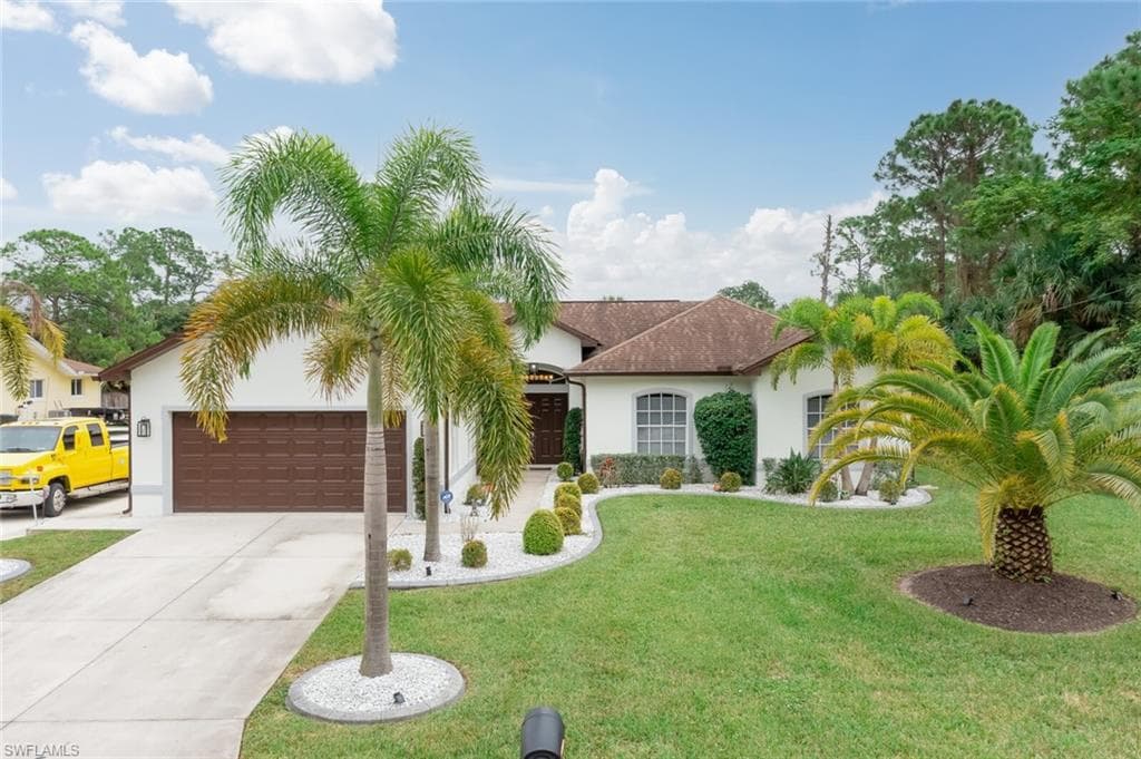 702 Willard AVE LEHIGH ACRES, FL 33972
