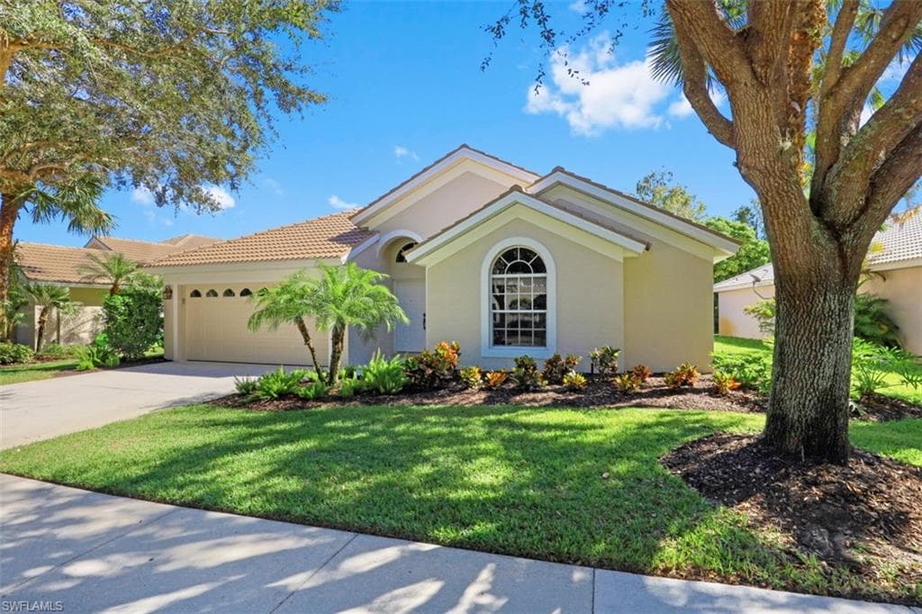 7105 Timberland CIR NAPLES, FL 34109