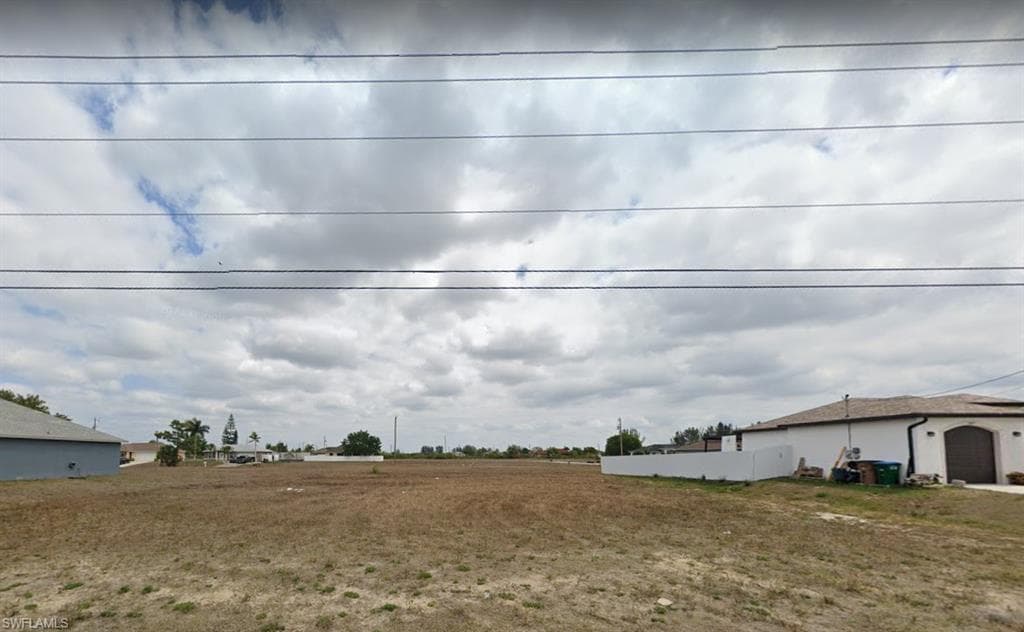 2303 Nelson RD N CAPE CORAL, FL 33993