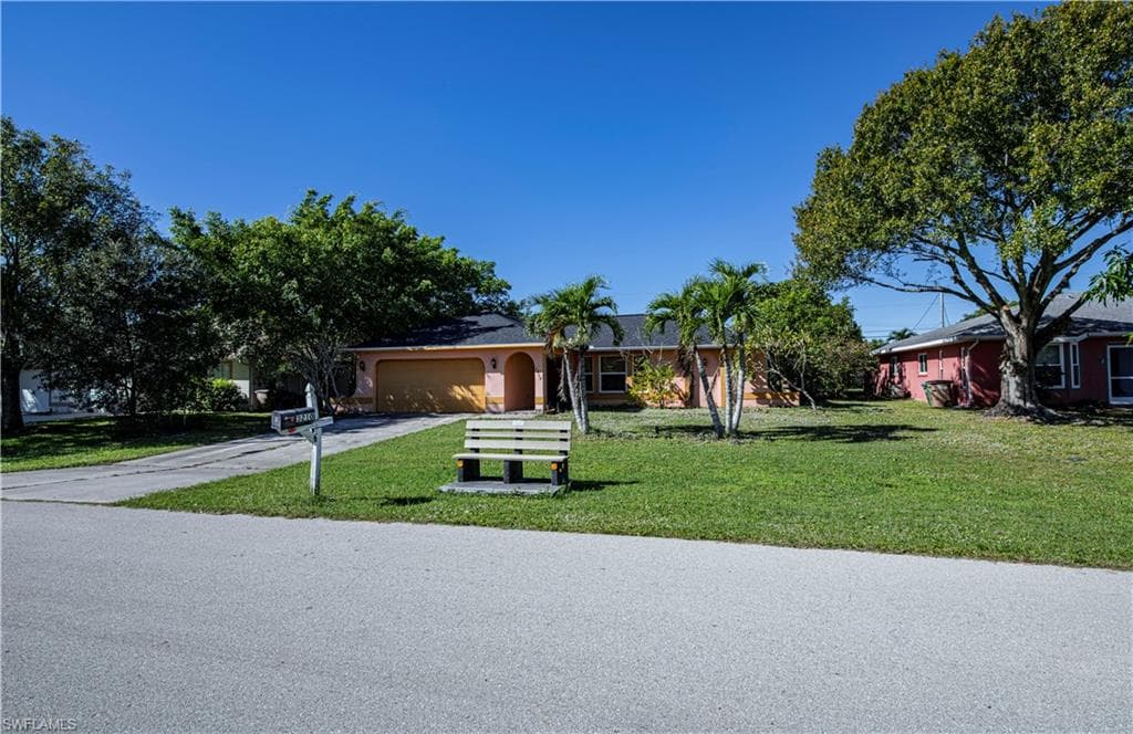 3210 SW 7th PL CAPE CORAL, FL 33914