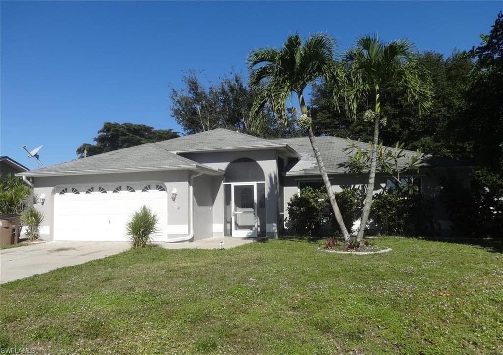 1211 SE 27th TER CAPE CORAL, FL 33904