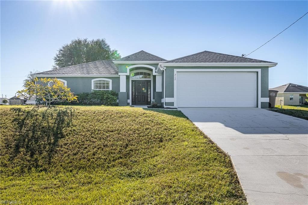 212 NW 28th TER CAPE CORAL, FL 33993