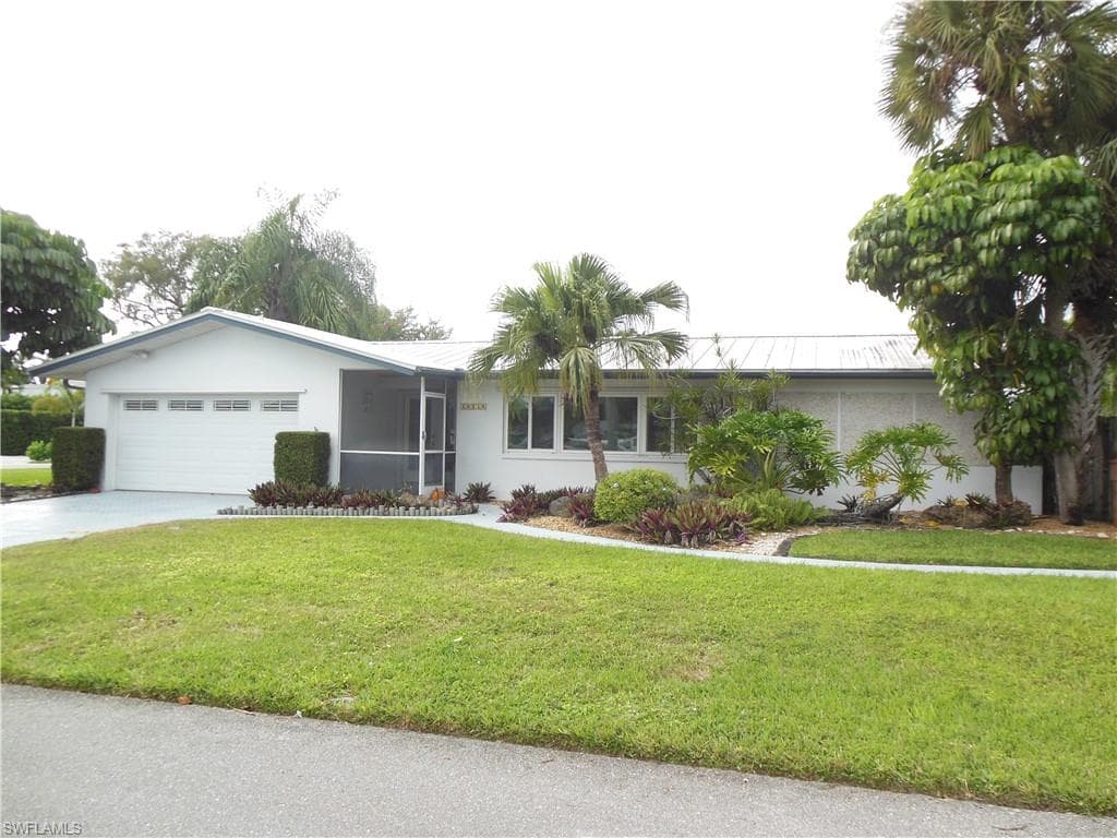 10250 Mcgregor BLVD FORT MYERS, FL 33919