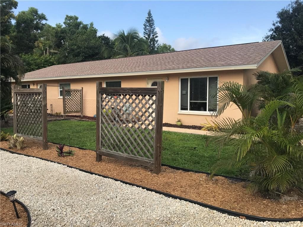 5501 Avenue E 5503 BOKEELIA, FL 33922