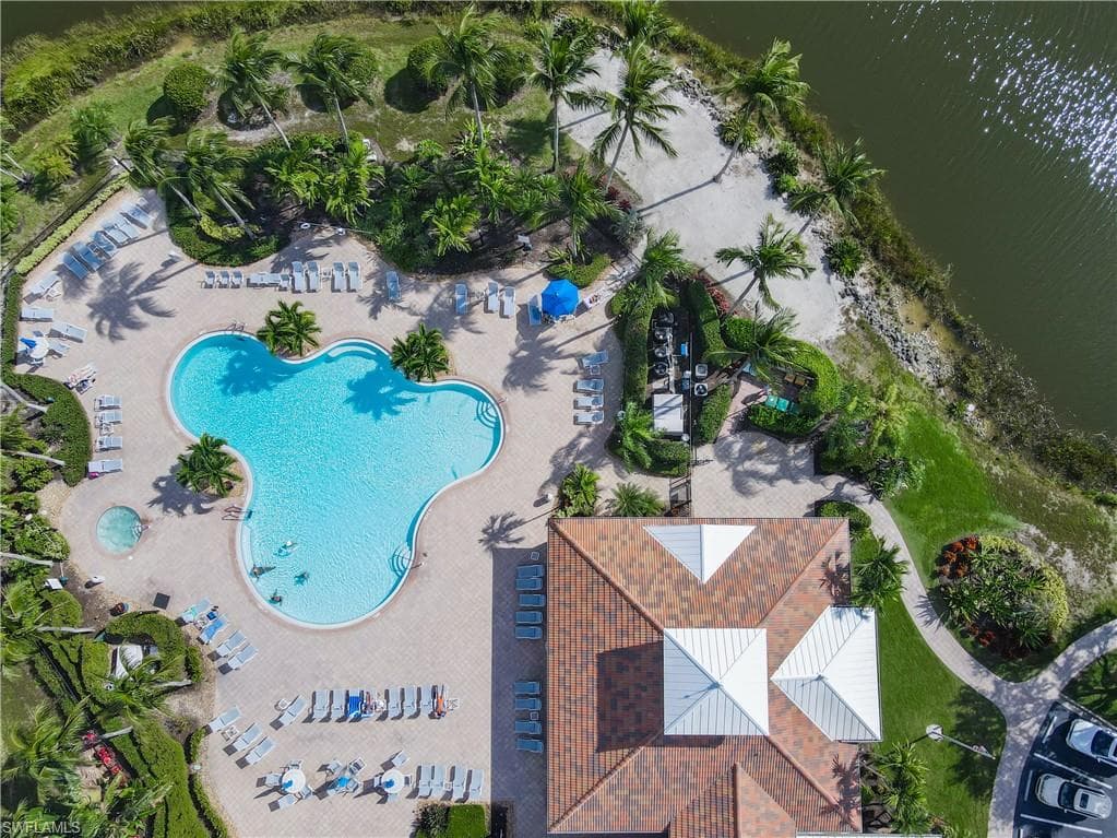 3045 Driftwood WAY 3703 NAPLES, FL 34109