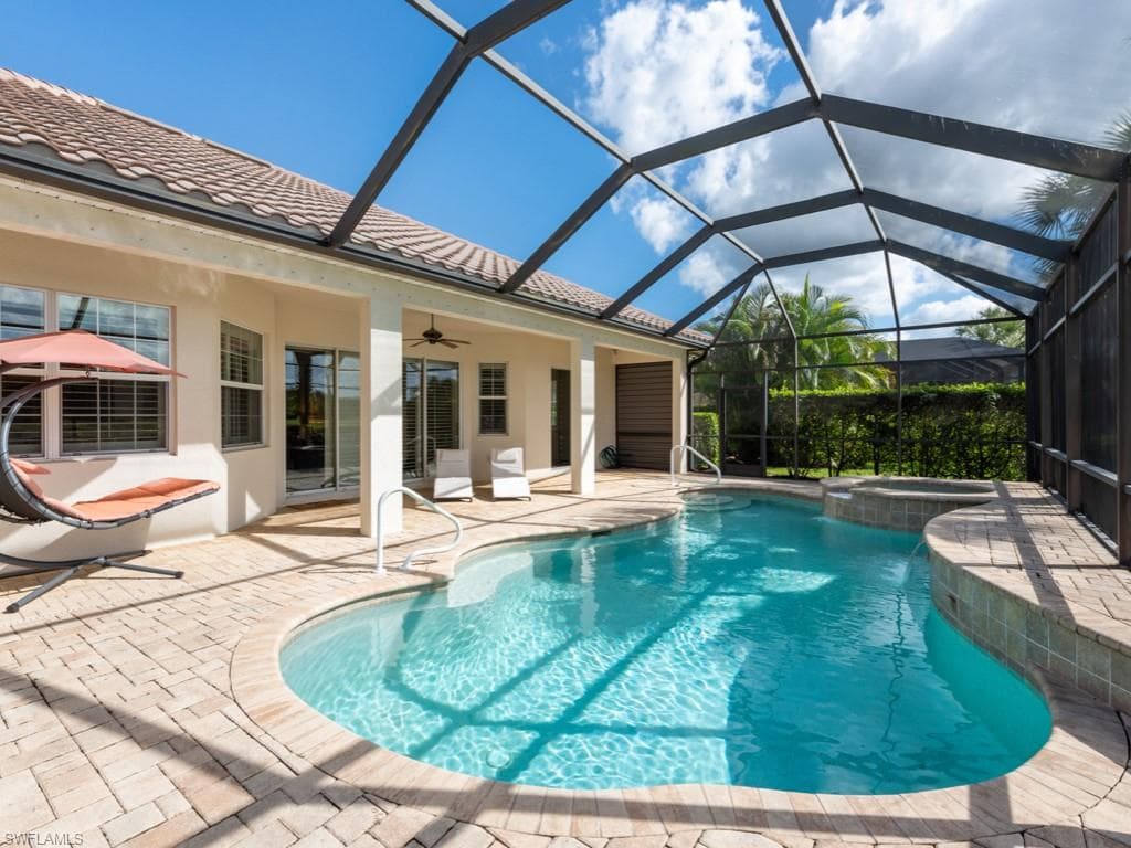 11982 Heather Woods CT NAPLES, FL 34120