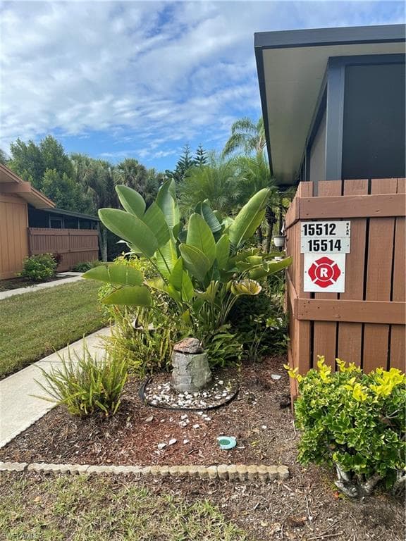 15512 Crystal Lake DR NORTH FORT MYERS, FL 33917