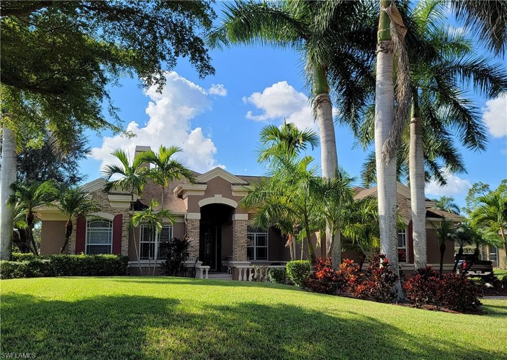 7761 Knightwing CIR FORT MYERS, FL 33912