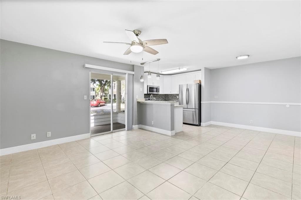 1980 Rookery Bay DR 604 NAPLES, FL 34114