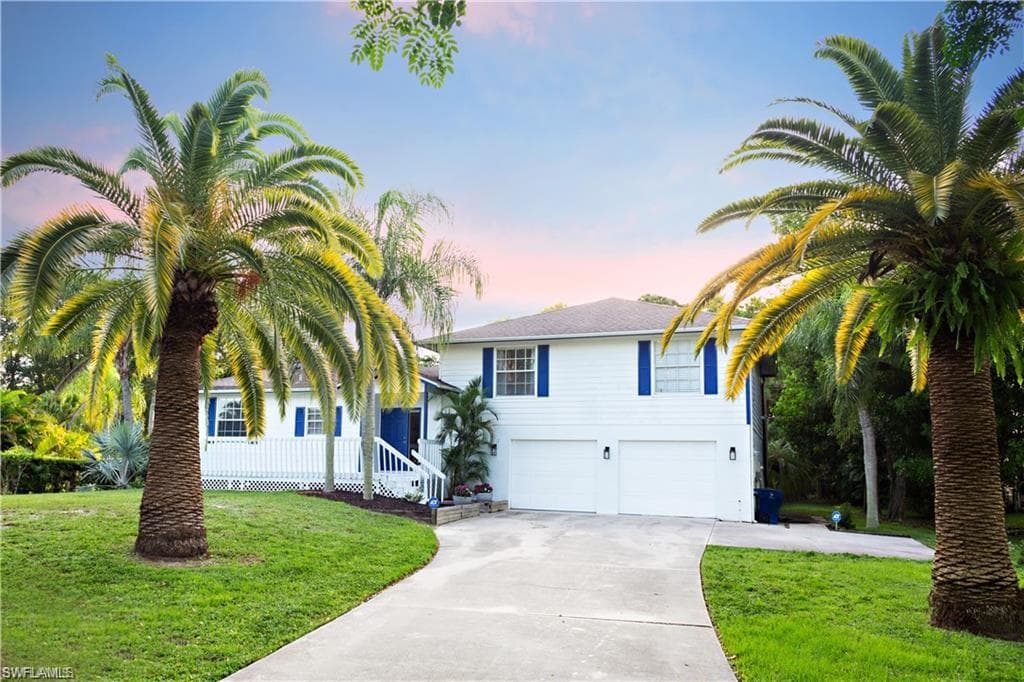 28140 Meadowlark LN BONITA SPRINGS, FL 34134