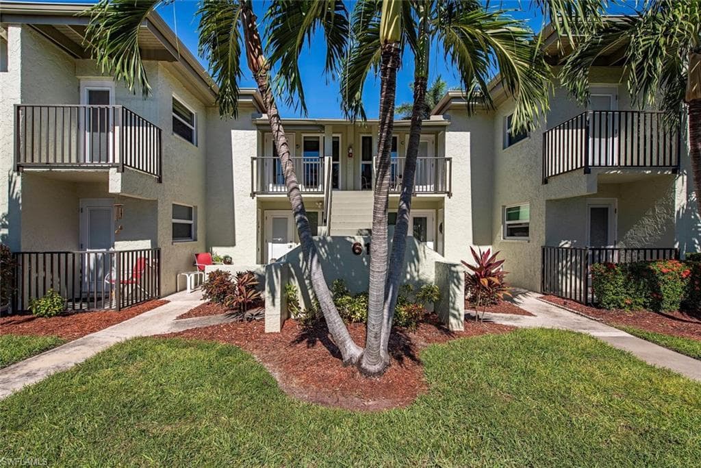 7400 COLLEGE PKY 61D FORT MYERS, FL 33907
