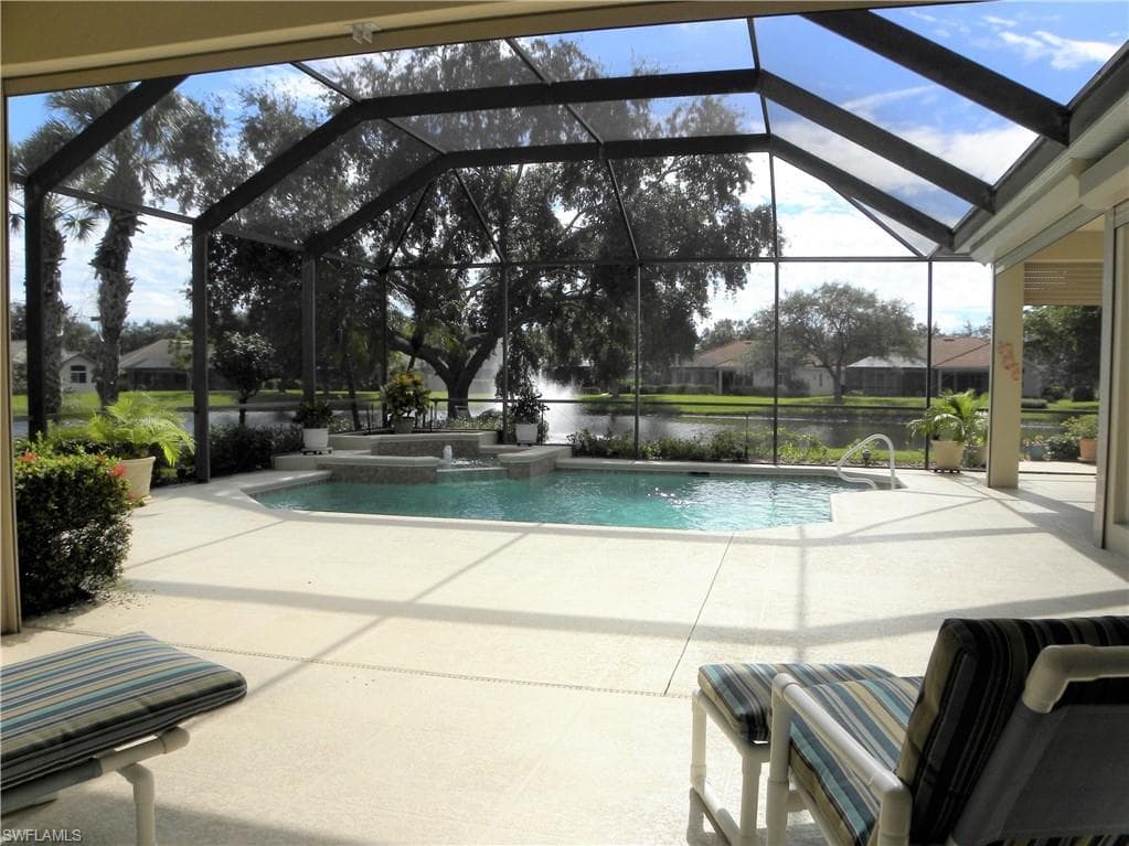 9941 Rookery CIR ESTERO, FL 33928