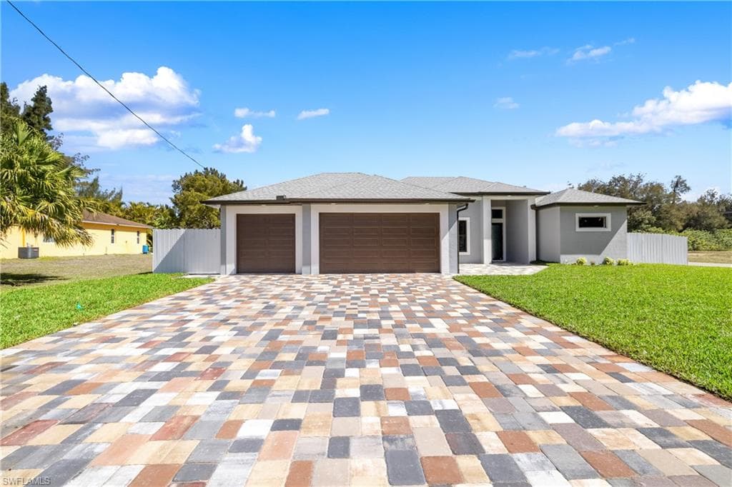645 SW 19th AVE CAPE CORAL, FL 33991