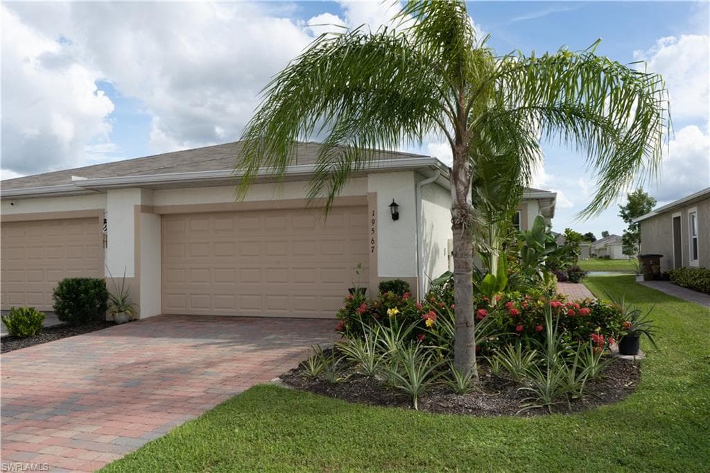 19567 Galleon Point DR LEHIGH ACRES, FL 33936