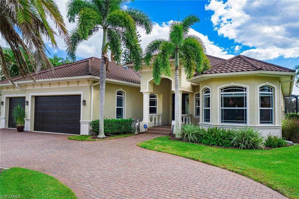 7886 Eagles Flight LN FORT MYERS, FL 33912