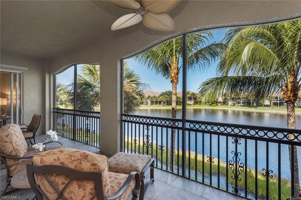 9213 Museo CIR 201 NAPLES, FL 34114