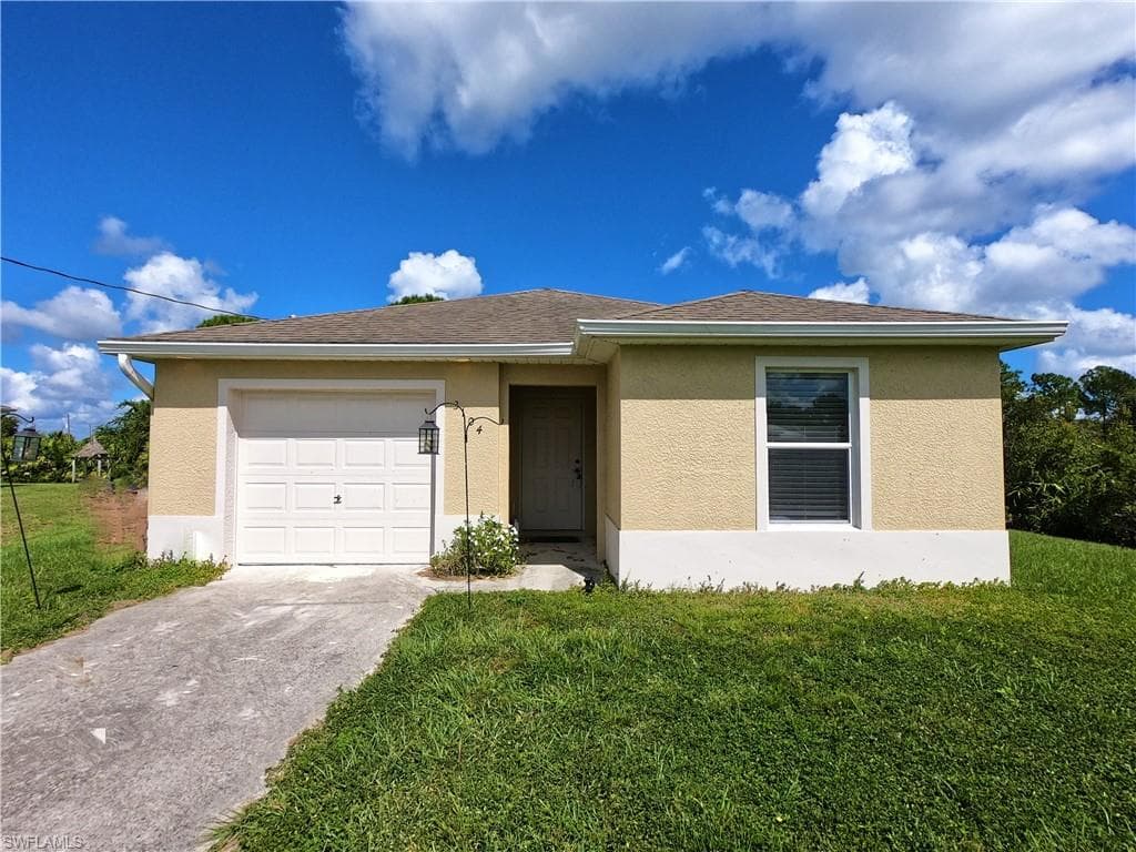 3104 72nd ST W LEHIGH ACRES, FL 33971