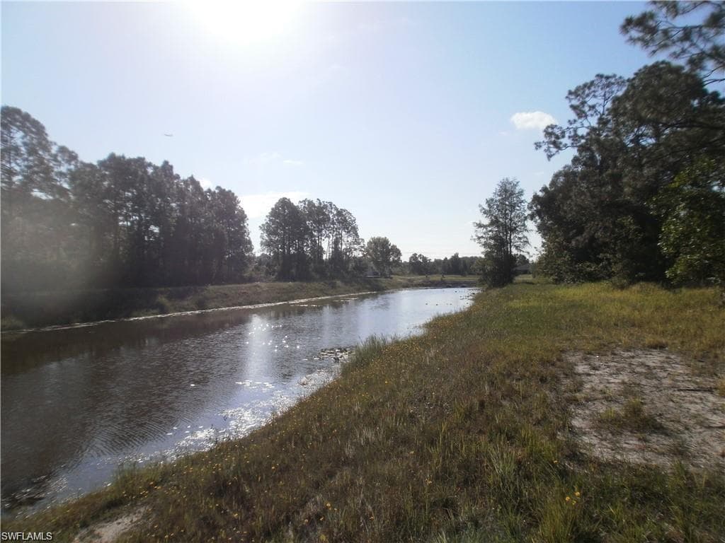 337 Jourferie RD LEHIGH ACRES, FL 33974
