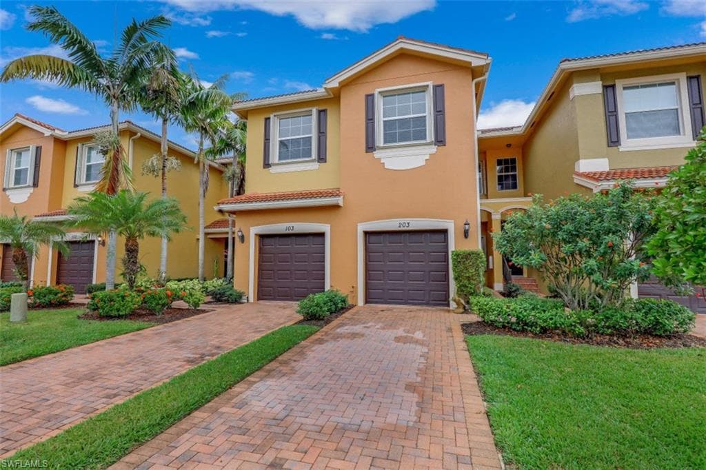 6536 Monterey PT 203 NAPLES, FL 34105