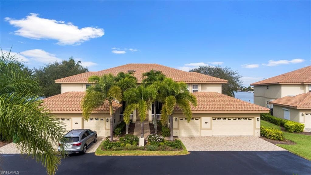 214 Waterway CT 3-202 MARCO ISLAND, FL 34145