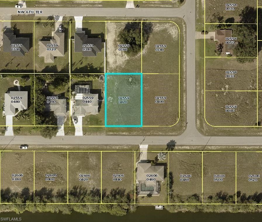 407 NW 6th ST CAPE CORAL, FL 33993