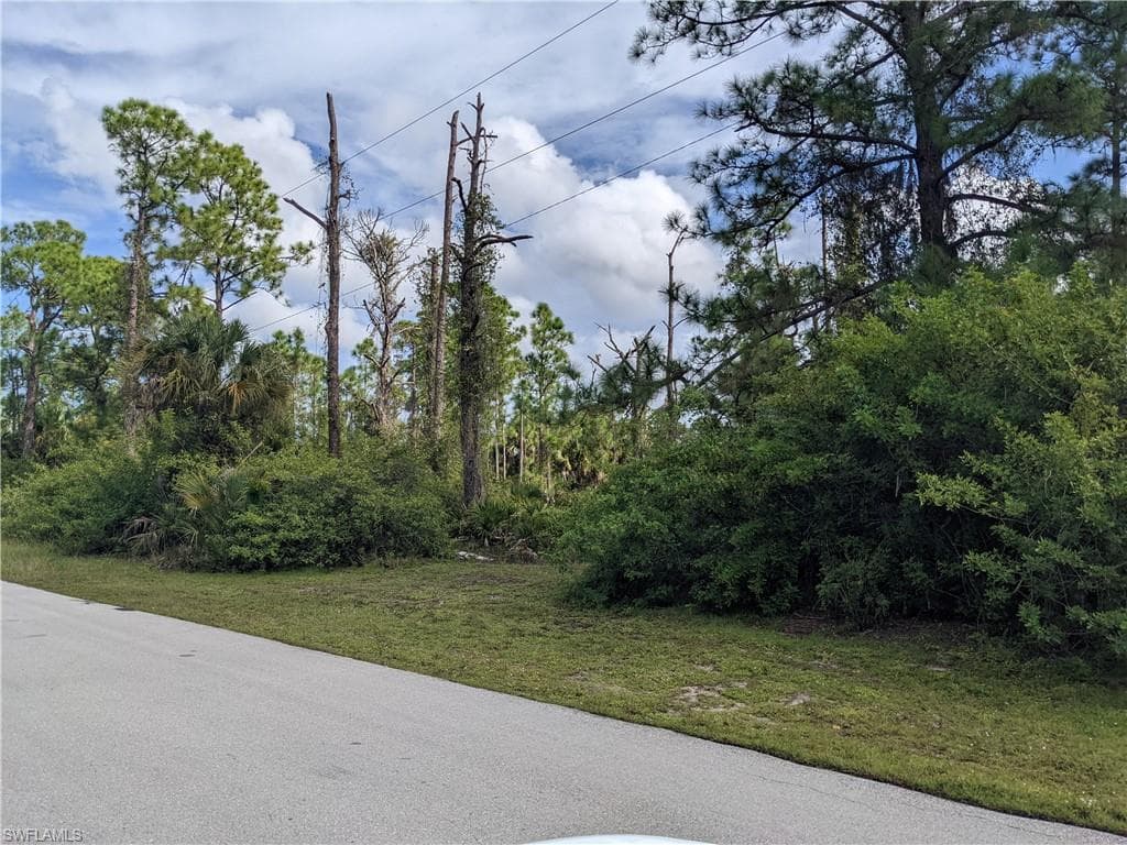 237 Bowman AVE S LEHIGH ACRES, FL 33974