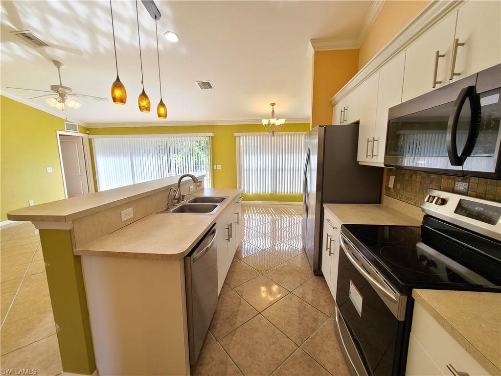 4209 3rd ST W LEHIGH ACRES, FL 33971