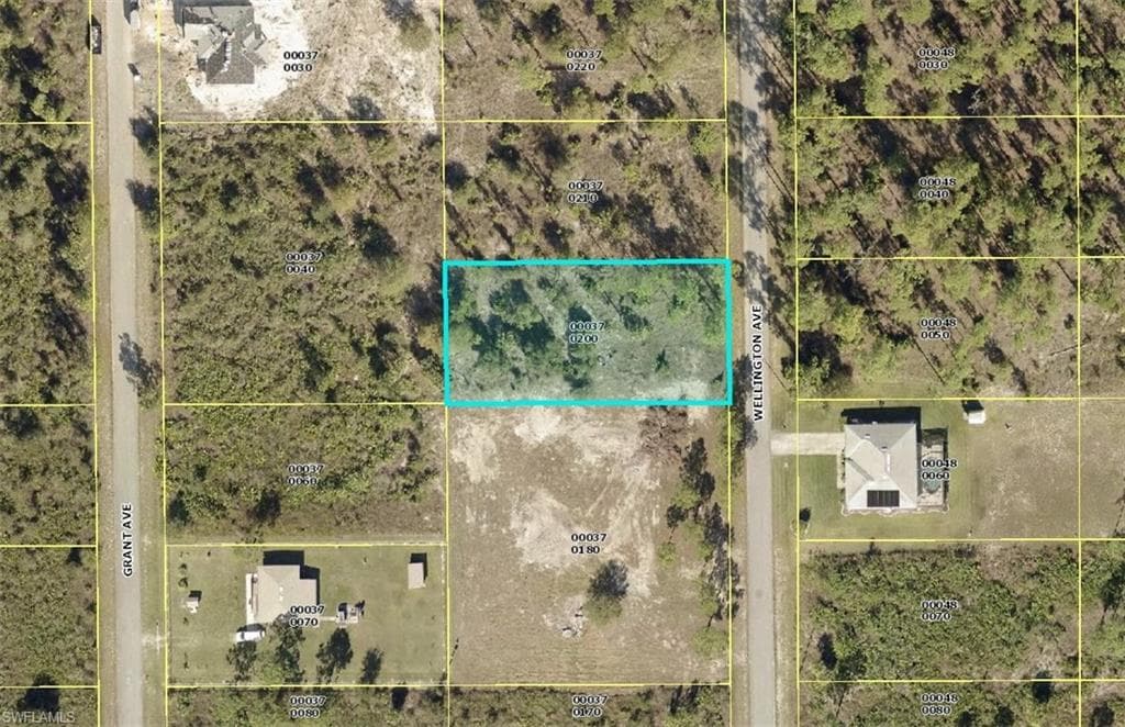 1115 Wellington AVE LEHIGH ACRES, FL 33972