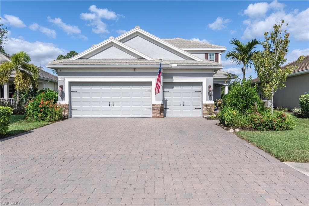 3537 Canopy CIR NAPLES, FL 34120