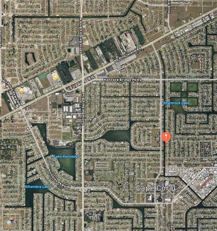 618 SE 8th PL CAPE CORAL, FL 33990