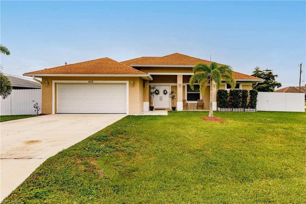 402 SE 14th TER CAPE CORAL, FL 33990