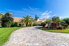 324 Wentworth CT NAPLES, FL 34104