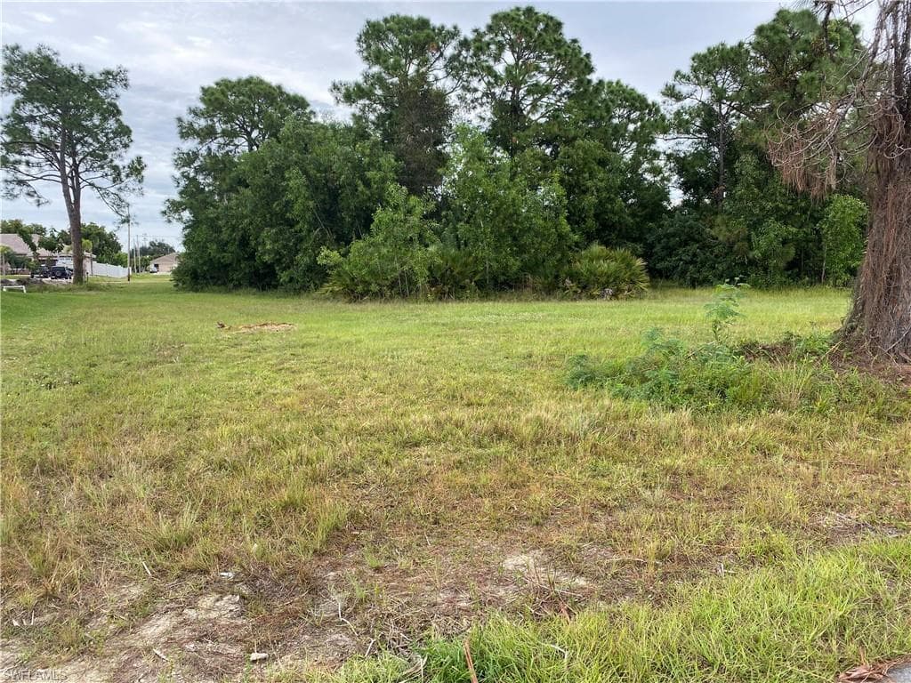 2721 SW 5th ST CAPE CORAL, FL 33991