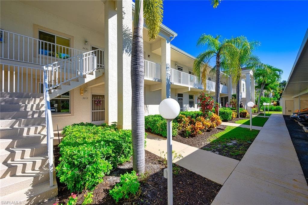 20611 Country Creek DR 3215 ESTERO, FL 33928