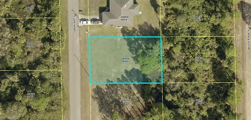 427 Gray AVE S LEHIGH ACRES, FL 33974