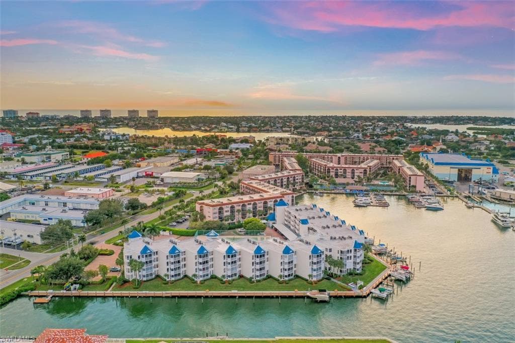 991 Barfield DR 206 MARCO ISLAND, FL 34145