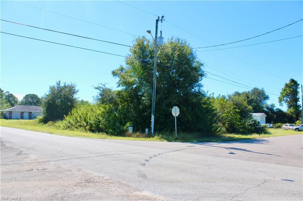 3501 21st ST SW LEHIGH ACRES, FL 33976