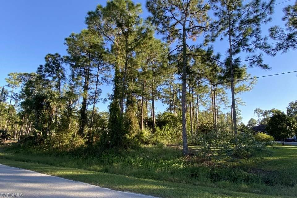 3780 27th AVE NE NAPLES, FL 34120