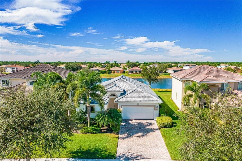 1537 Birdie DR NAPLES, FL 34120