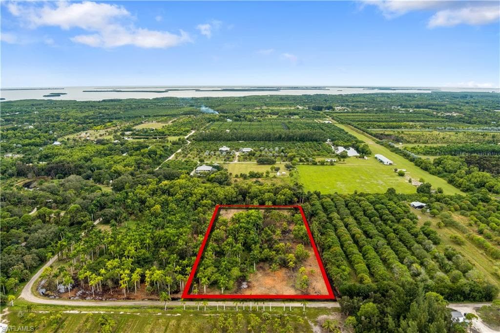 13661 Ficus Tree LN BOKEELIA, FL 33922