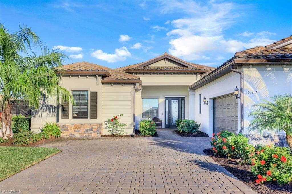 19107 Elmdale WAY ESTERO, FL 33928