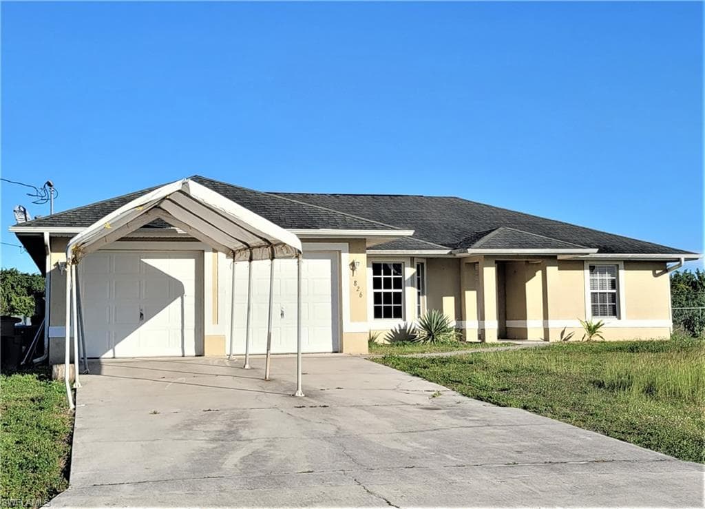 826 Adeline AVE LEHIGH ACRES, FL 33971