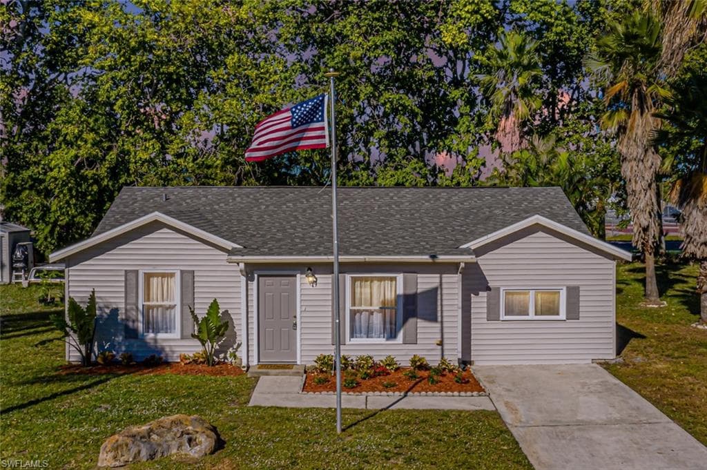 15515 Spring Line LN FORT MYERS, FL 33905