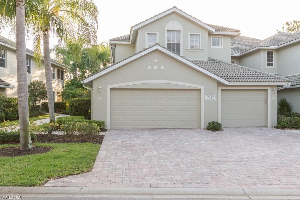 7127 Blue Juniper CT 101 NAPLES, FL 34109