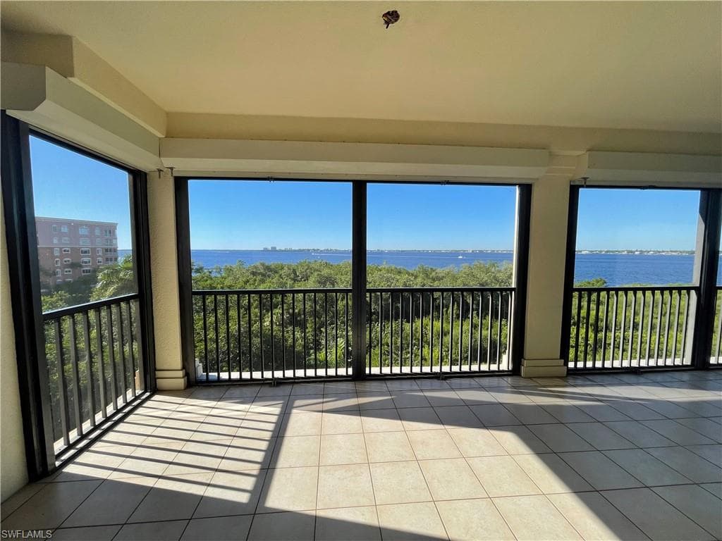 11640 Court Of Palms 302 FORT MYERS, FL 33908
