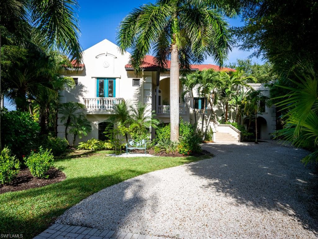 1356 Eagle Run DR SANIBEL, FL 33957